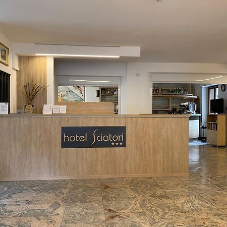 Hotel Sciatori 3 Stelle Superior Temù Exteriér fotografie