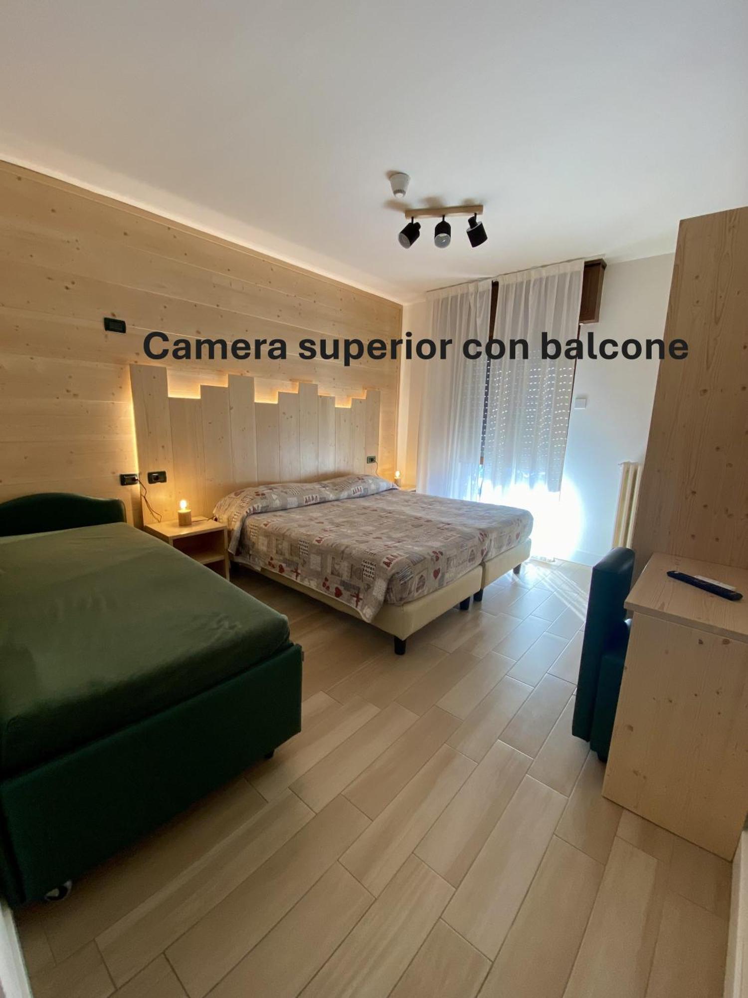 Hotel Sciatori 3 Stelle Superior Temù Exteriér fotografie