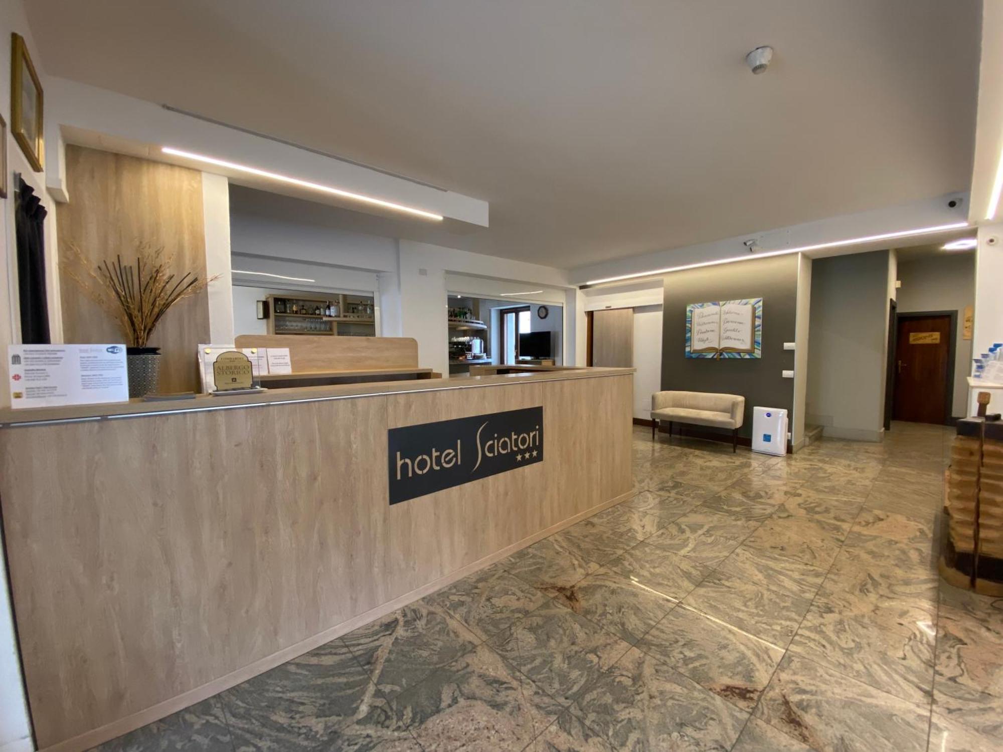 Hotel Sciatori 3 Stelle Superior Temù Exteriér fotografie